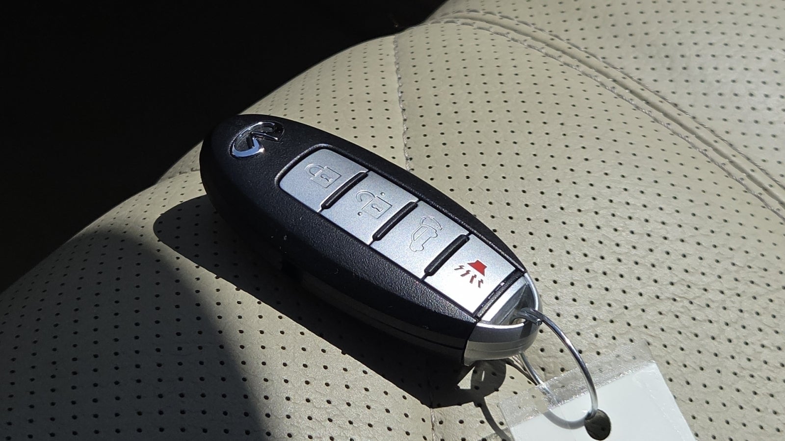 2014 INFINITI QX70 Base