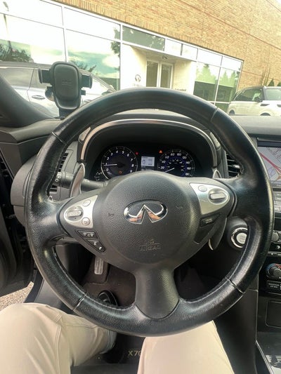 2017 INFINITI QX70 Base