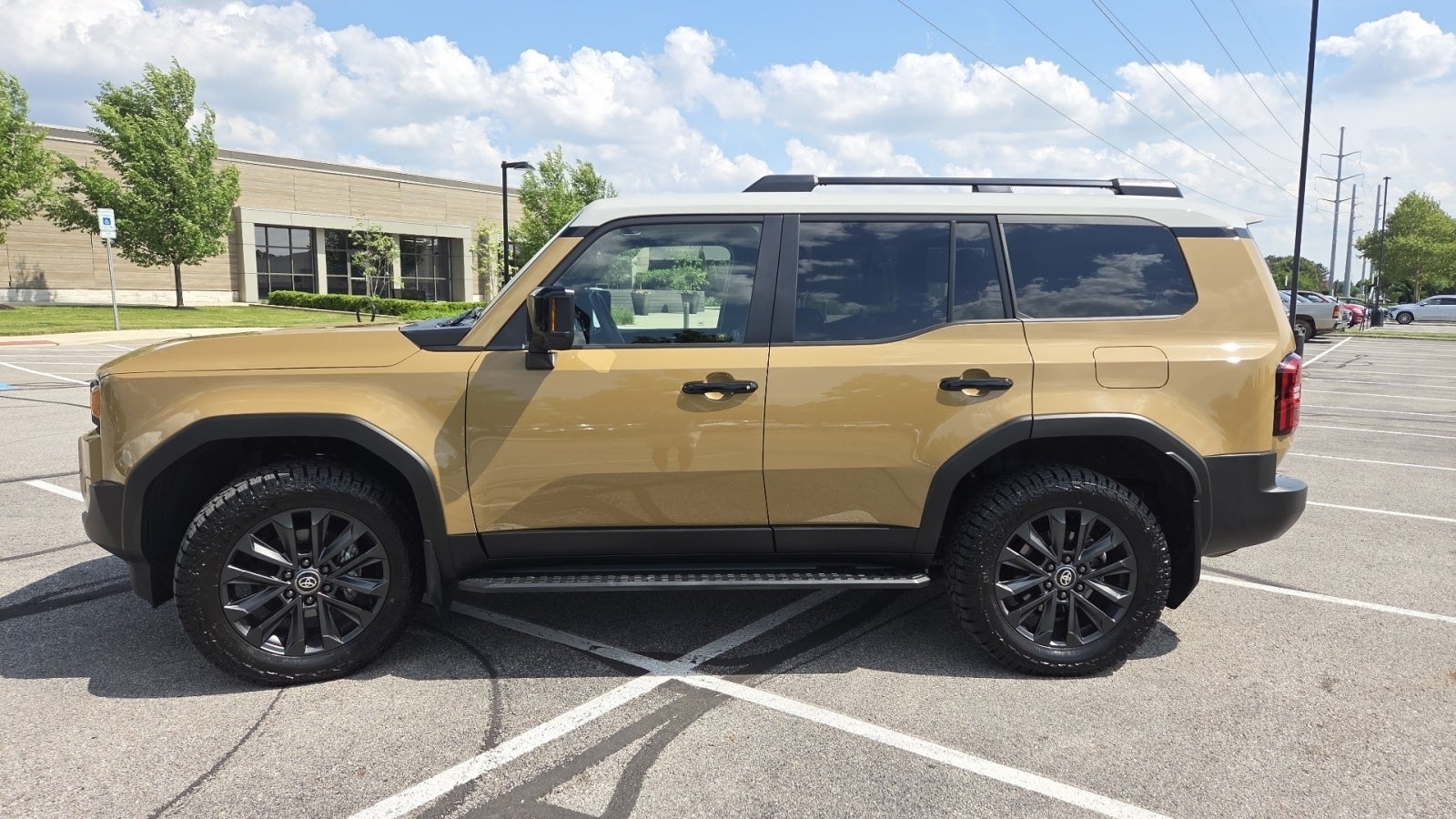 2025 Toyota Land Cruiser Base