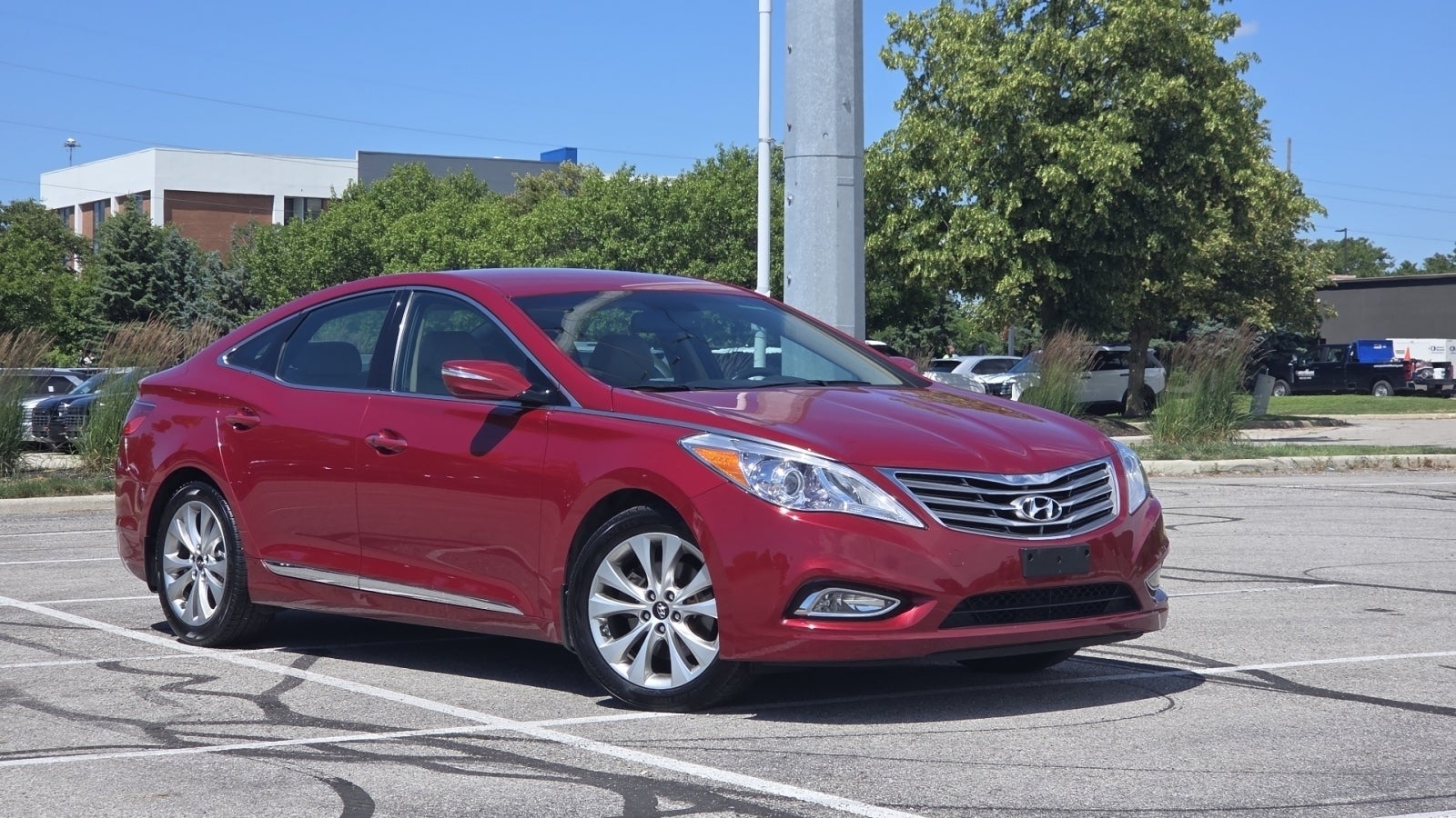 Used 2014 Hyundai Azera Limited with VIN KMHFH4JG2EA369896 for sale in Dublin, OH