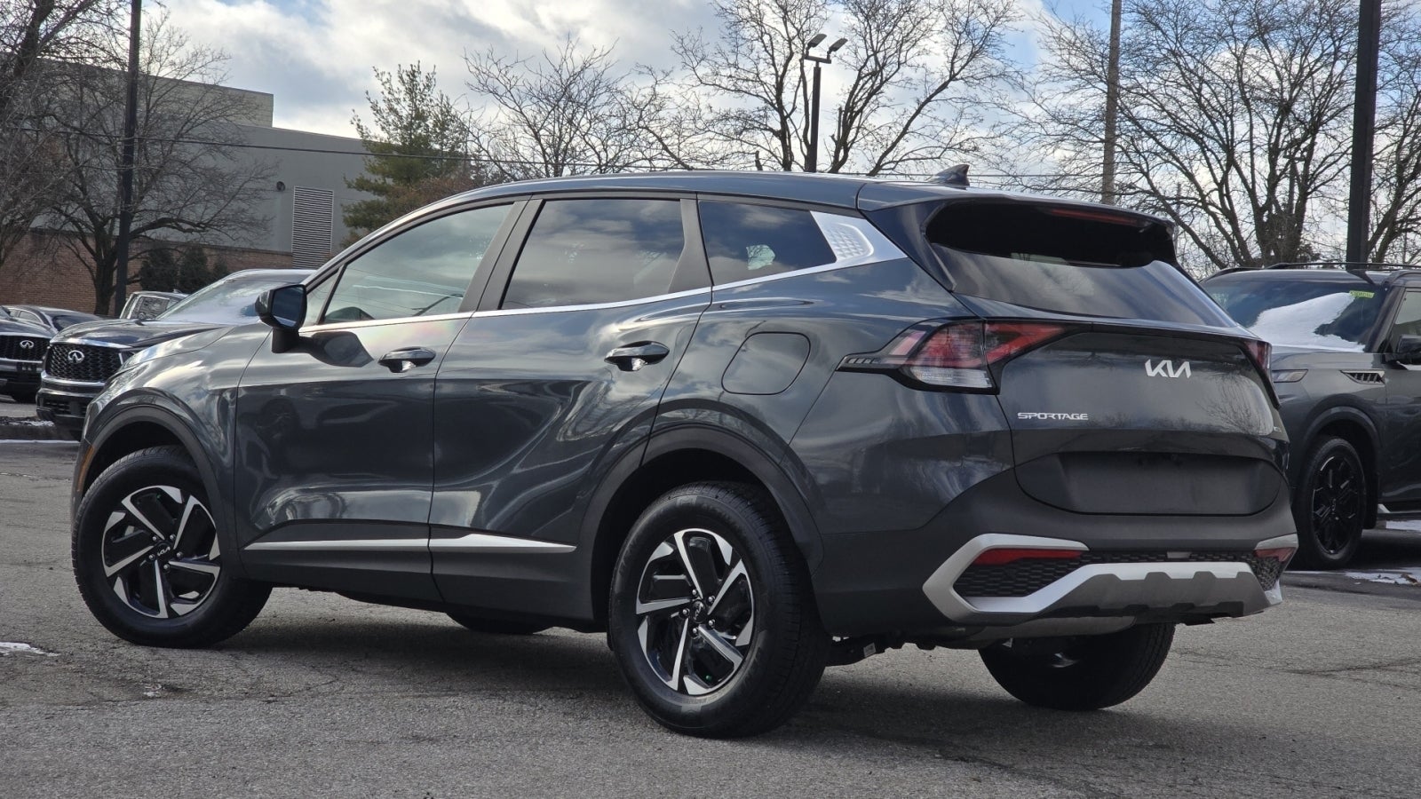 2023 Kia Sportage Hybrid LX