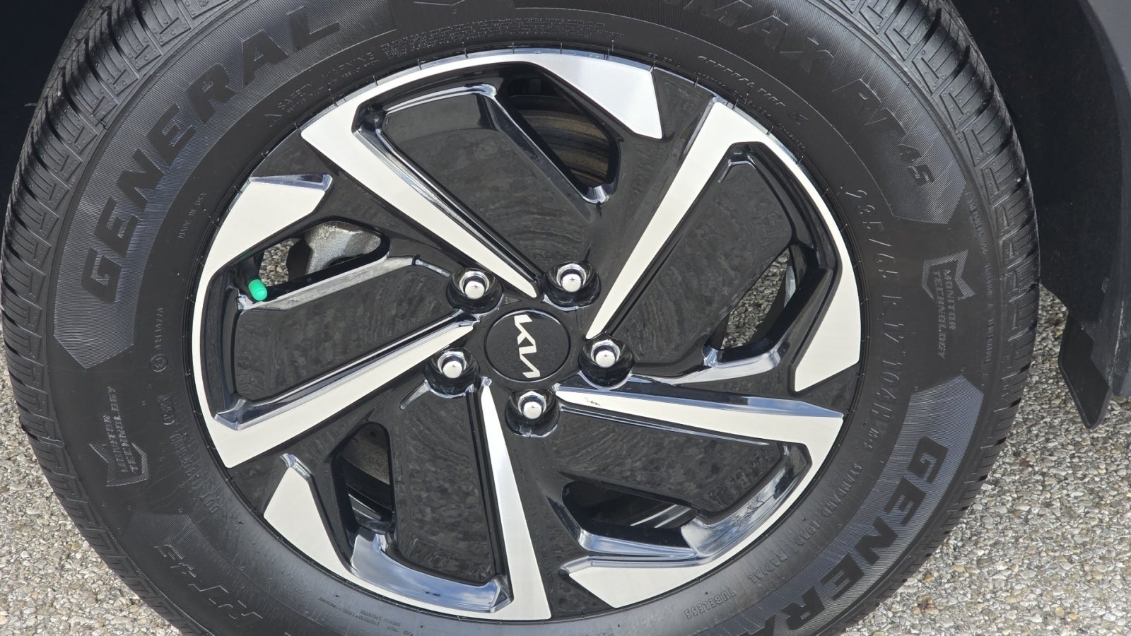 2023 Kia Sportage Hybrid LX