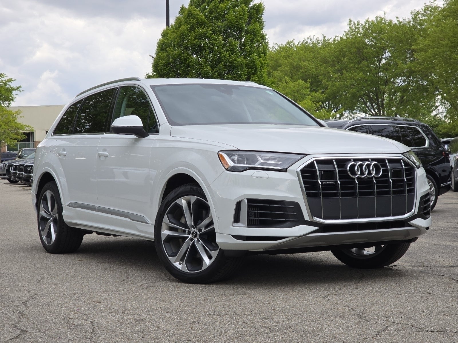 2022 Audi Q7 55 Premium Plus quattro