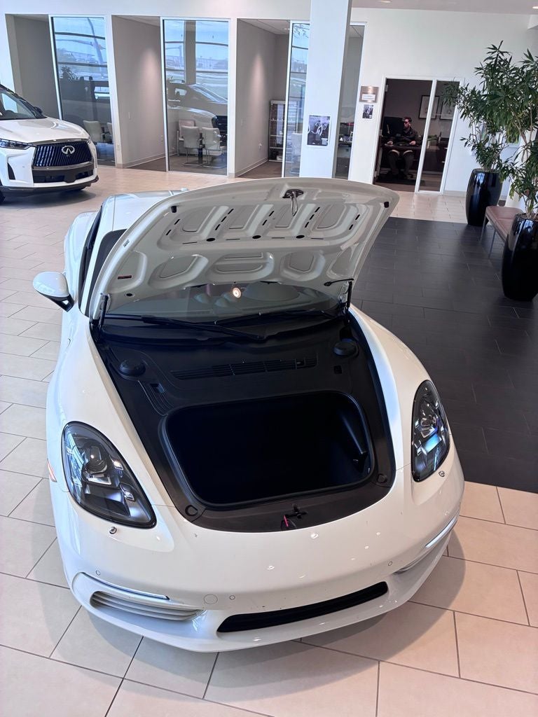 2024 Porsche 718 Cayman S