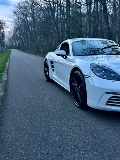 2024 Porsche 718 Cayman S