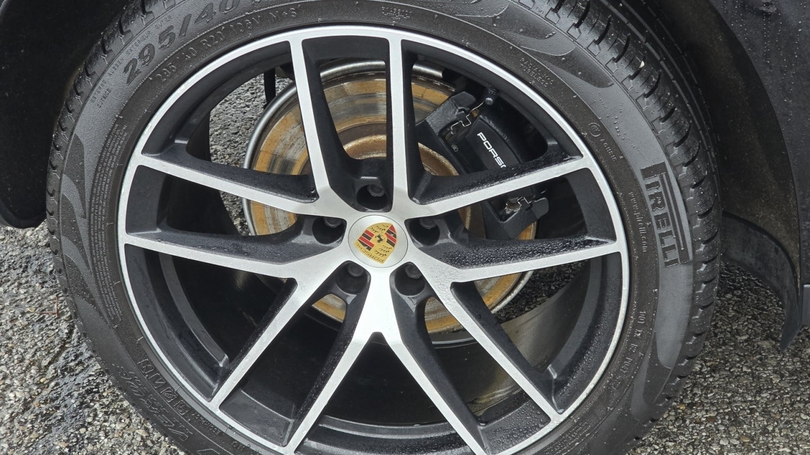 2022 Porsche Macan Base