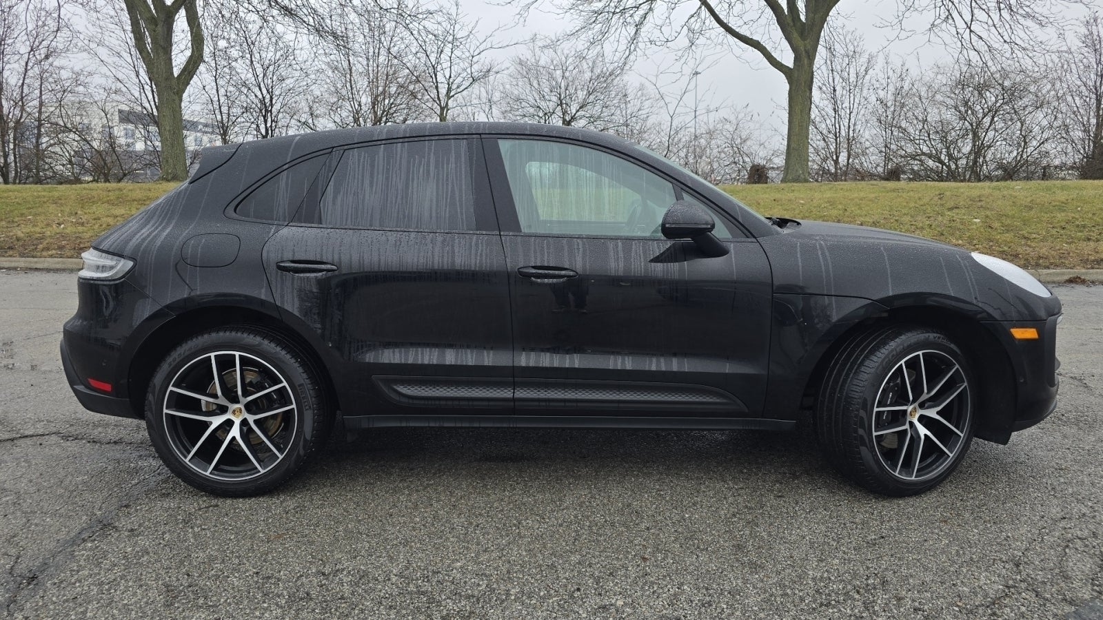 2022 Porsche Macan Base