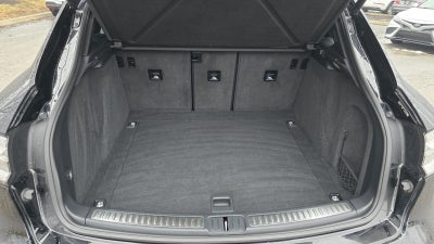 2022 Porsche Macan Base