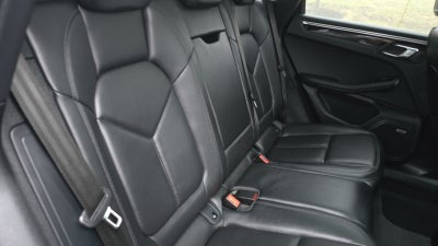 2022 Porsche Macan Base