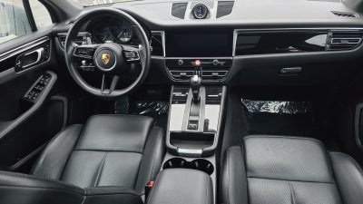 2022 Porsche Macan Base