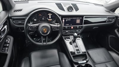 2022 Porsche Macan Base