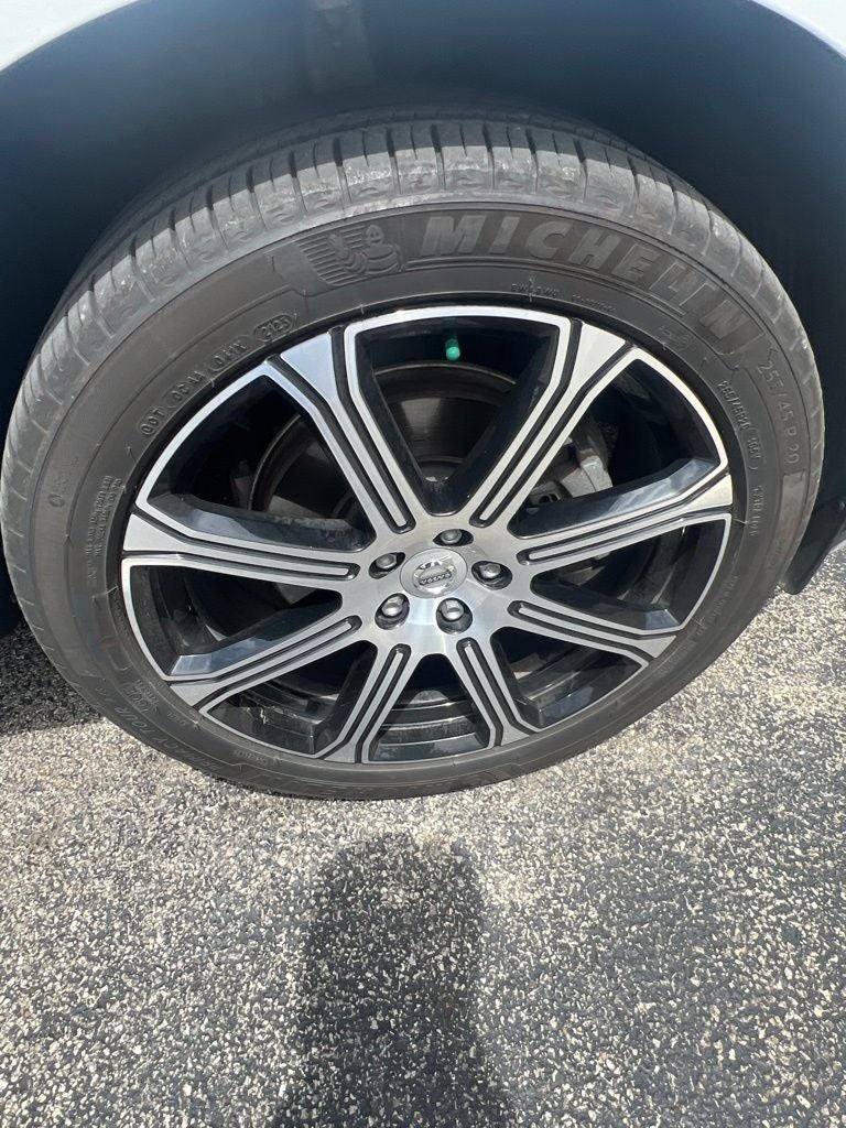 2020 Volvo XC60 T5 Inscription