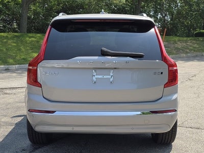 2023 Volvo XC90 B5 Plus
