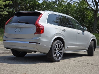 2023 Volvo XC90 B5 Plus