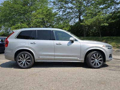 2023 Volvo XC90 B5 Plus