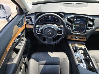 2023 Volvo XC90 B5 Plus