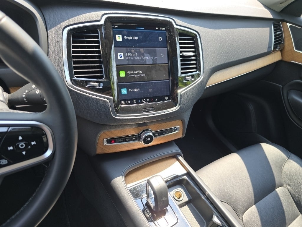 2023 Volvo XC90 B5 Plus